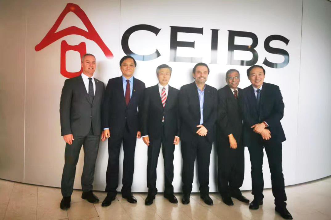 BETWAY必威捐资中欧国际工商学院瑞士分校区助力全球经济智库人才作育